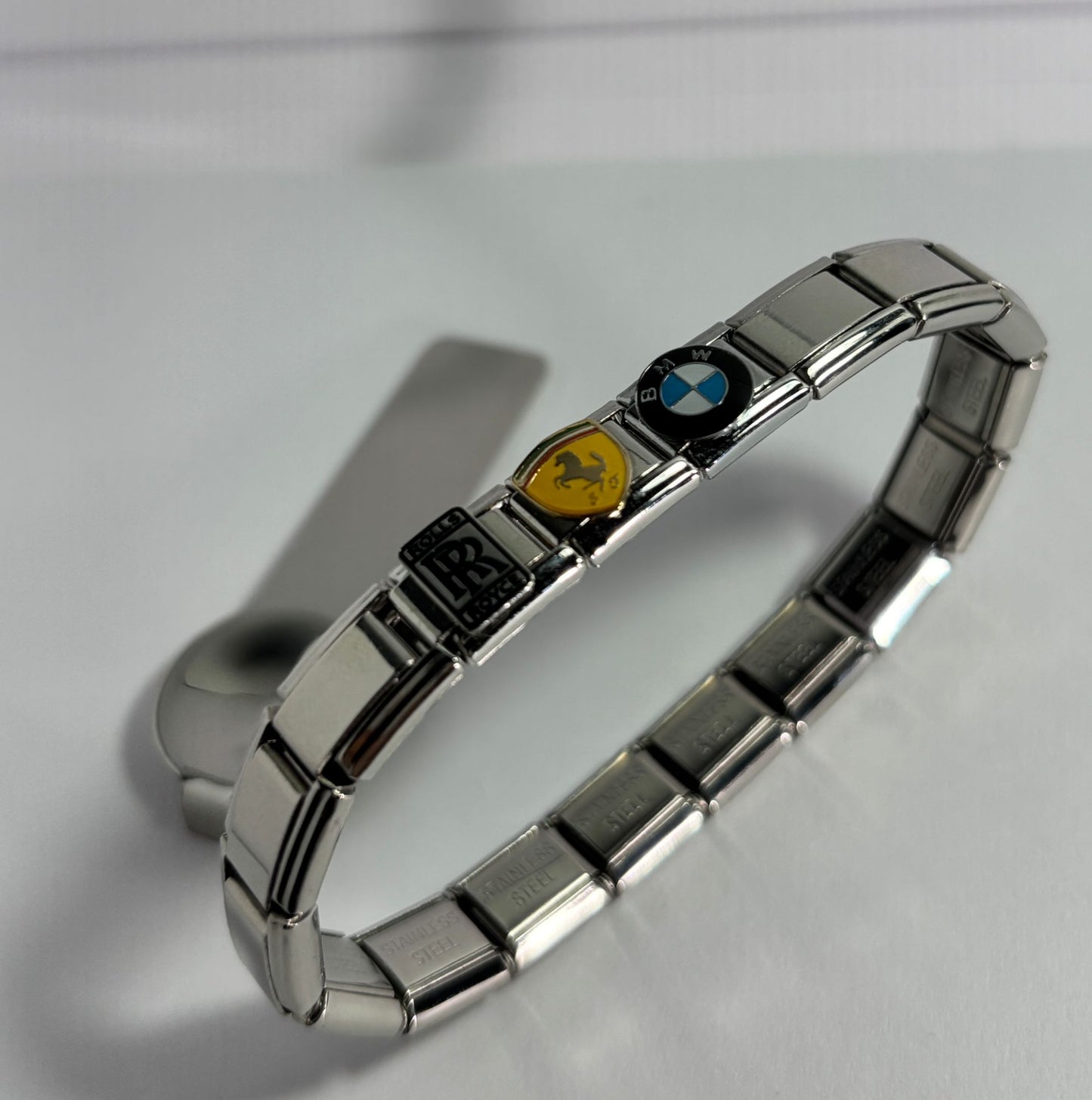 ITALIAN CHARMS CON EMBLEMAS DE CARROS DE LUJO