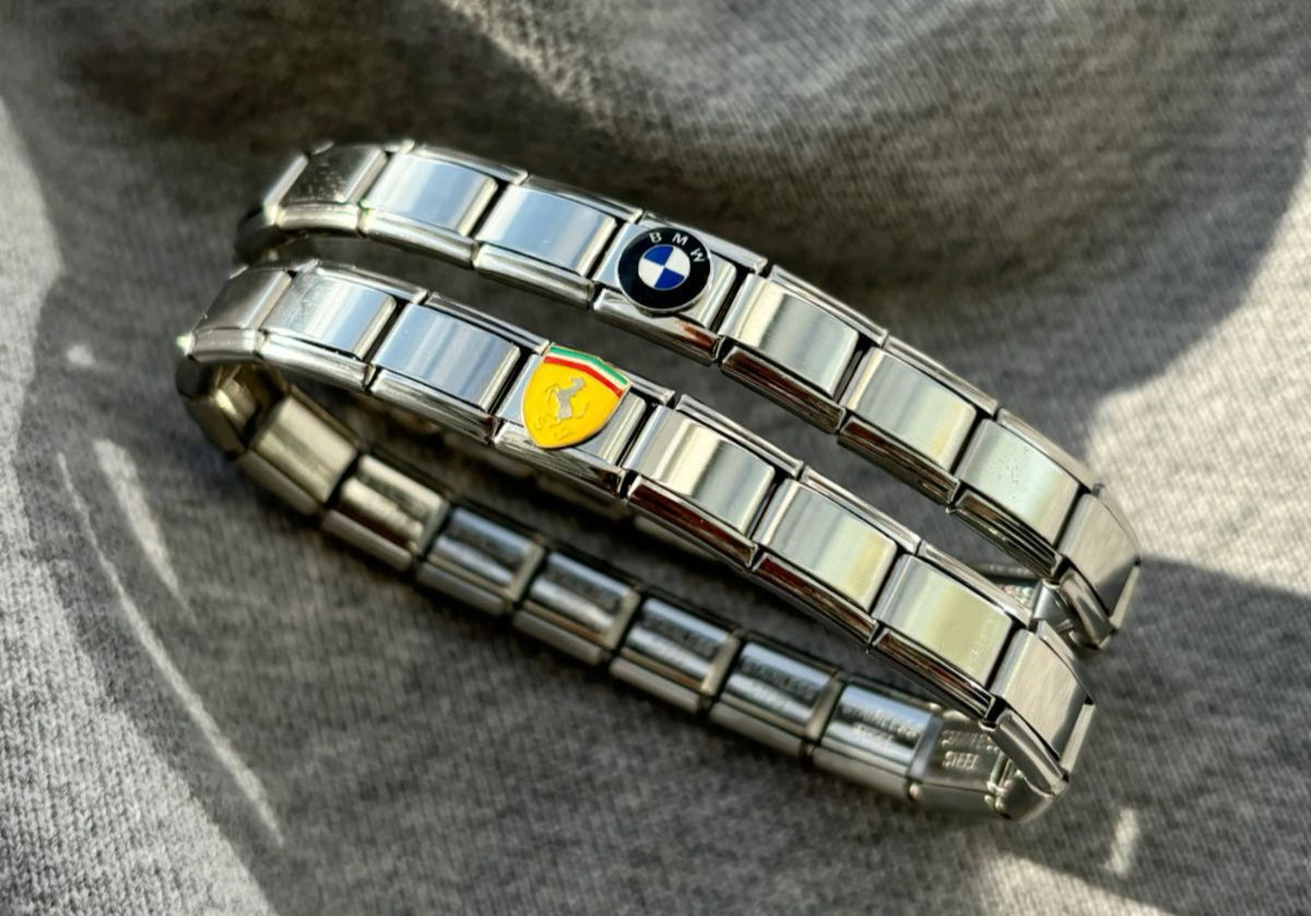 ITALIAN CHARMS CON EMBLEMAS DE CARROS DE LUJO